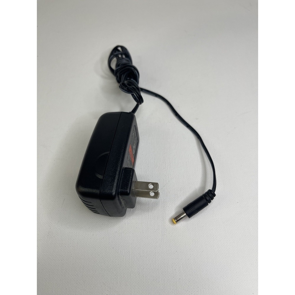 Sony AC-ES8010 Power Adapter  ICF-C05iP Apple Ipod Dock/Clock Radio Alarm 8V 1A‎